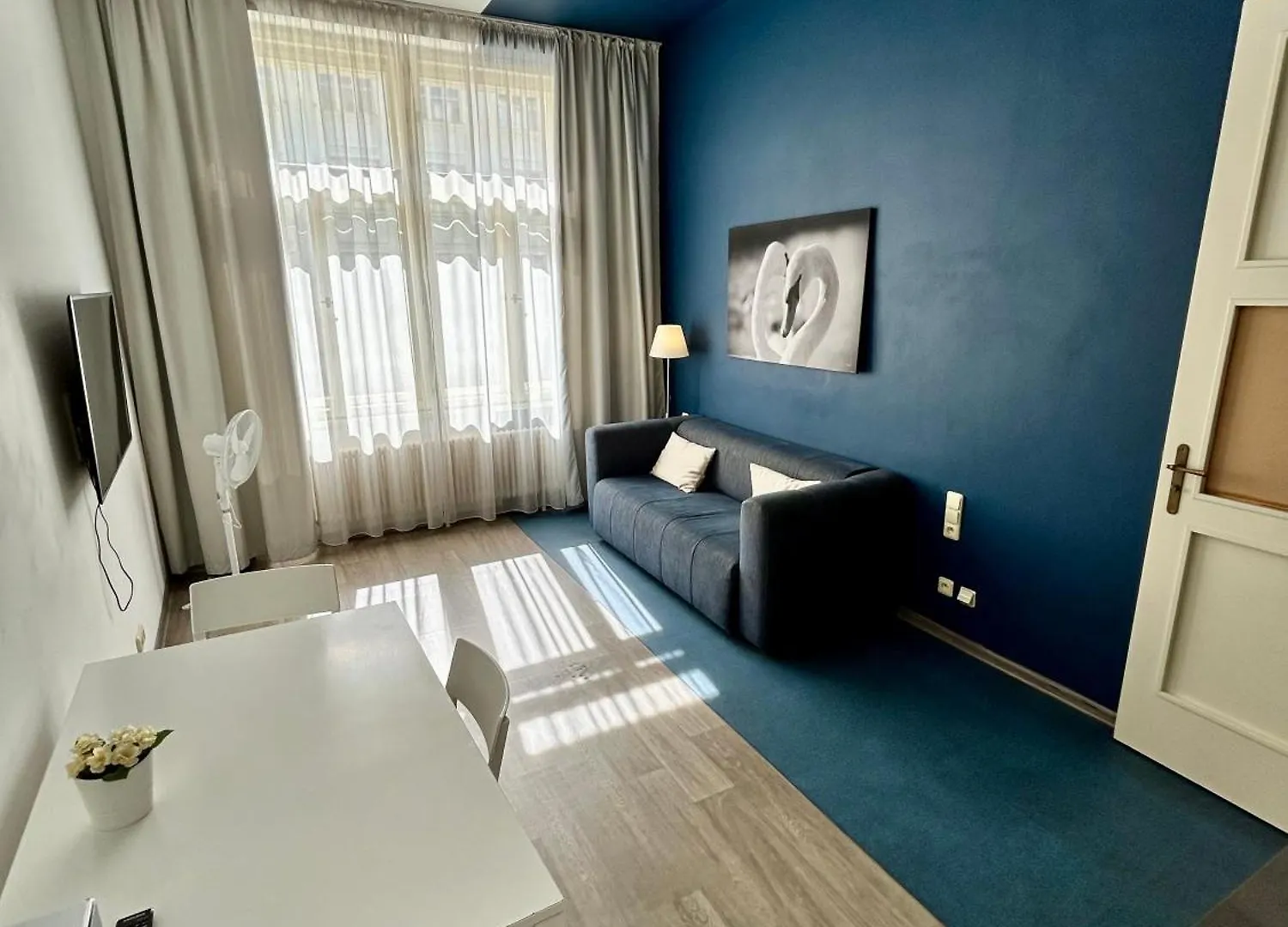 Alveo Suites Prague 4*,